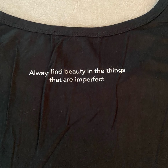 NWT The Roster Find Beauty S/S T-shirt - Picture 6 of 6